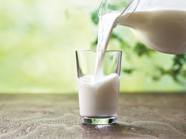 Covid 19 Milk consumption down 25 in one month as eateries remain shut