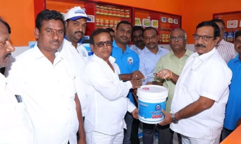 Karimnagar Dairy opens 60th milk parlour