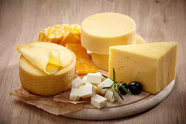 Blessed with a nutty flavour, this mildly and soft cheese is made from cow milk obtained from Jarlsberg in Eastern Norway. Photo : iStock