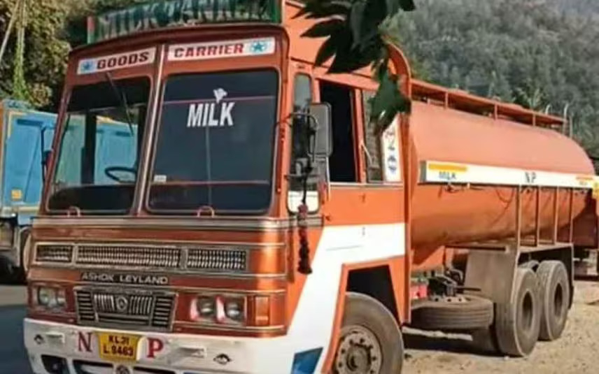 Kerala busts move to smuggle 15,300 litre of adulterated milk from Tamil Nadu