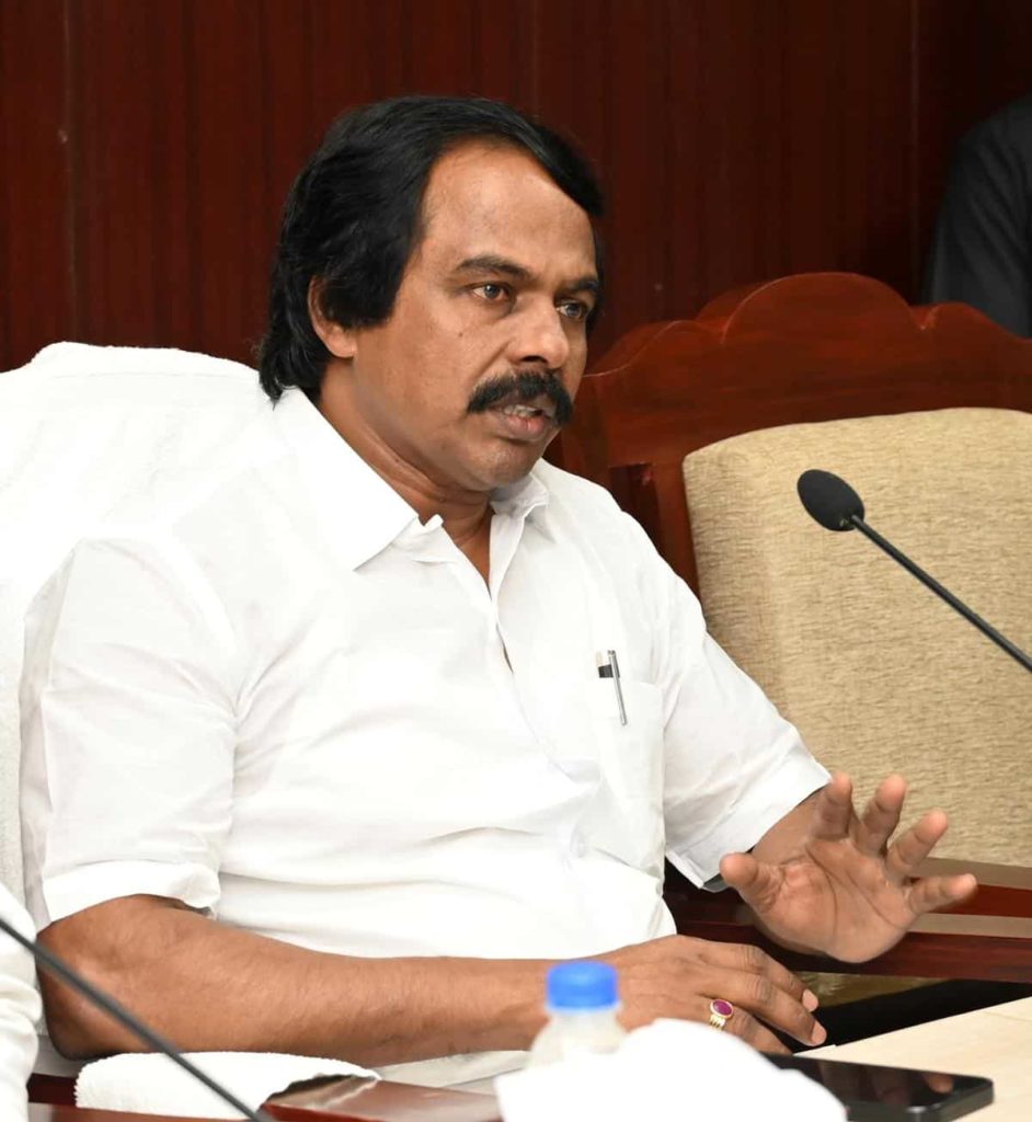 Milk being diverted from other districts to Chennai, says Dairy Minister