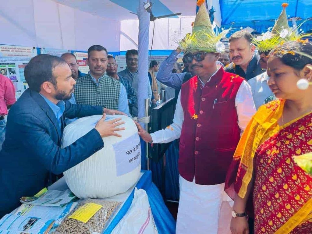 Chaibasa Hosts First Dairy Fair, Arjun Munda Inaugurates