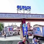 On Mondays, Sumul sold 1L extra litres of milk in city