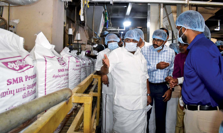 No hike in Aavin milk price, assures minister in backdrop of pvt player’s move