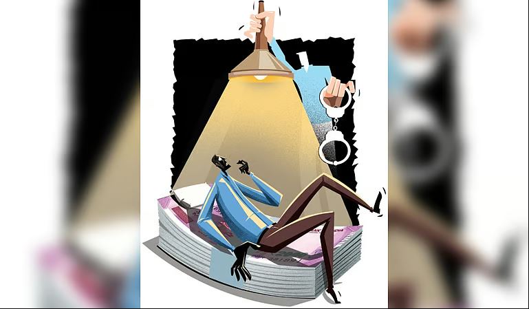 Madras HC Orders DVAC to Charge IAS Officers
