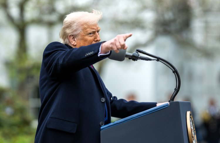 India Hit With 25% Tariffs in Trade War