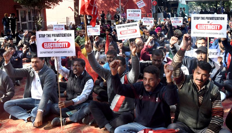 GOA GOVT INVOKES ESMA Milk Supply Strike Pre-empted