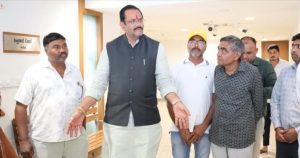 Dairy Protest Ends After Govt Talks in Gujarat