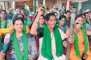 Ready to Give Life, But Not Land Karnataka Farmers Brandish Pestles in Escalate Land Acquisition Protest