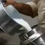 Maharashtra and Andhra Pradesh Hike Liquid Milk Prices by ₹2 per Litre Maharashtra and Andhra Pradesh Hike Liquid Milk Prices by 2 per Litre