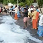 Tamil Nadu Dairy Farmers Stage Highway Blockade on Salem–Chennai Route Demanding Procurement Price Hikes and Loan Relief