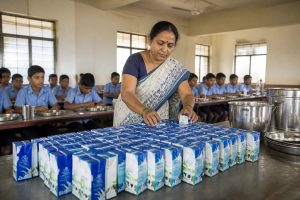 Maharashtra Replaces Local Milk with Tetra Pak Flavoured Milk for 65,000 Hostel Students